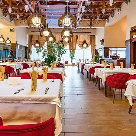 Ξενοδοχείο Platinum And Casino 4*