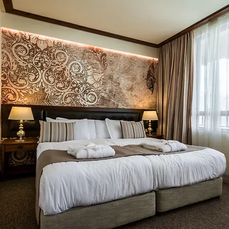 Platinum And Casino 4*