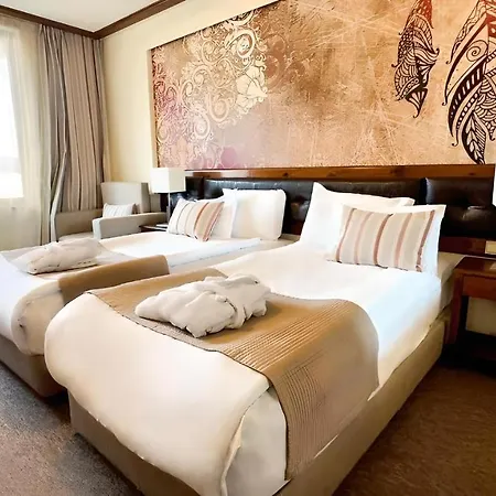 Platinum And Casino Hotel 4*