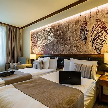 Otel Platinum And Casino